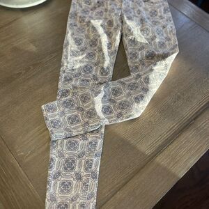 Vigoss Women’s Medallion Print “The Jagger” Skinny Pants, Waist 26.